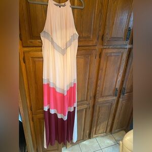 Elegant Colorblock Maxi Dress